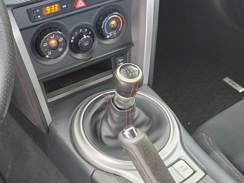 Used 2015 Scion FR-S RWD image 22