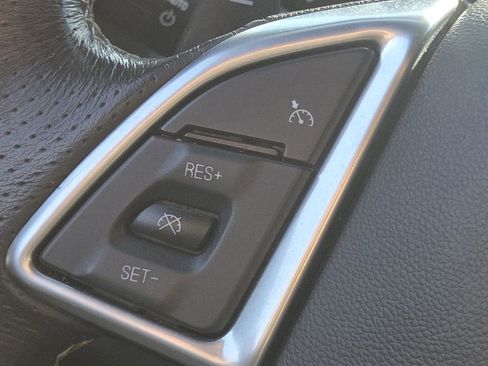 Used 2022 Chevrolet Camaro SS RWD image 29