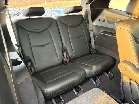 Used 2021 Cadillac XT6 Premium Luxury image 35