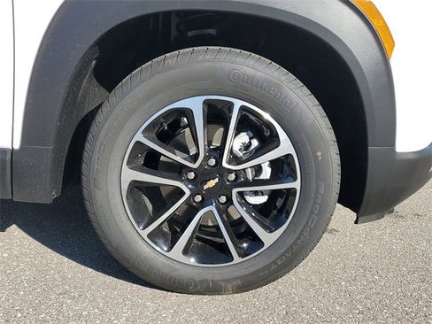 New 2026 Chevrolet TrailBlazer LT w/ Driver Confidence Package image 5