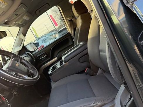 Used 2018 Chevrolet Silverado 1500 LT w/ All Star Edition image 13