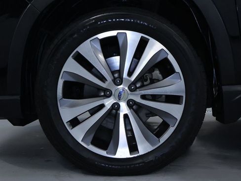 Used 2022 Subaru Ascent Limited w/ Technology Package AWD/4WD image 41