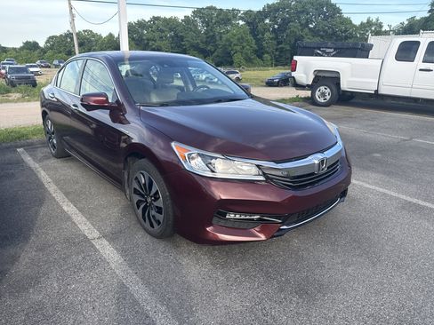 Used 2017 Honda Accord EX-L image 1