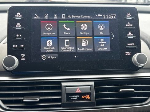 Used 2021 Honda Accord Touring image 21