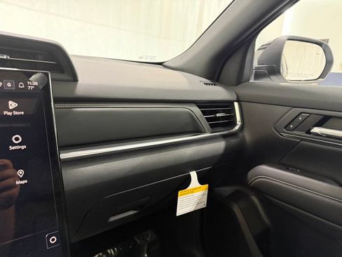 New 2026 GMC Terrain Elevation w/ Elevation Premium Package FWD image 23