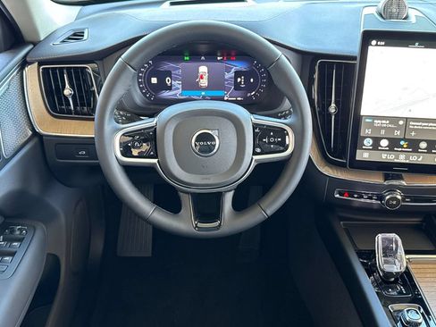 New 2026 Volvo XC60 B5 Ultra AWD/4WD image 13