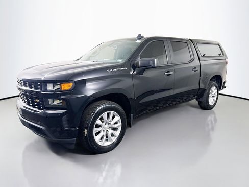 Used 2022 Chevrolet Silverado 1500 Custom image 4