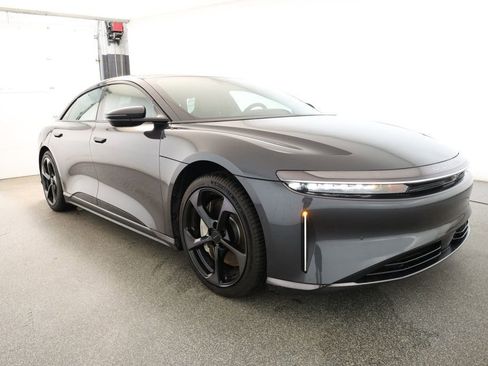 Used 2023 Lucid Air Touring image 3