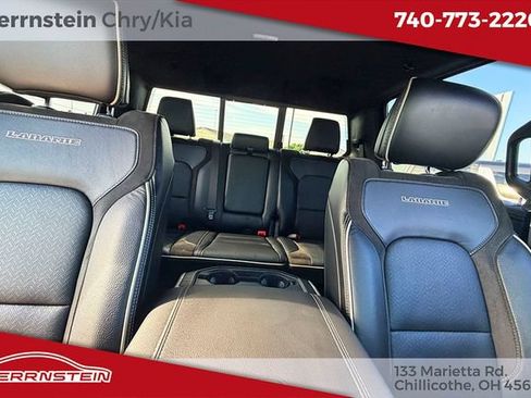 Used 2023 RAM 1500 Laramie AWD/4WD image 35