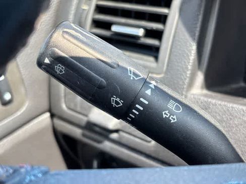 Used 2010 Ford Fusion Sport FWD image 14