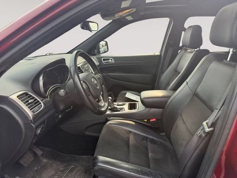 Used 2021 Jeep Grand Cherokee Laredo X AWD/4WD image 9