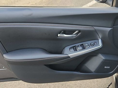 Certified 2023 Nissan Sentra SR w/ SR Premium Package FWD image 12