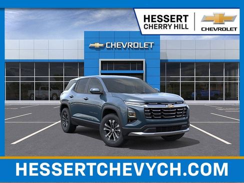 New 2026 Chevrolet Equinox LT w/ Convenience Package II image 1