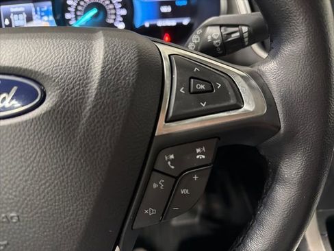 Used 2023 Ford Edge SEL image 13