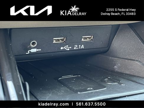 Used 2020 Subaru Outback Limited image 24