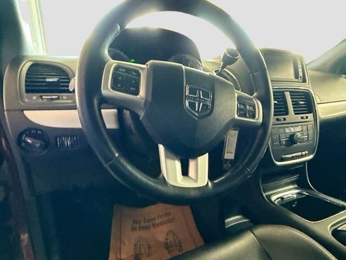 Used 2019 Dodge Grand Caravan GT FWD image 10