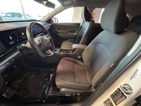Used 2025 Hyundai Kona SEL image 27