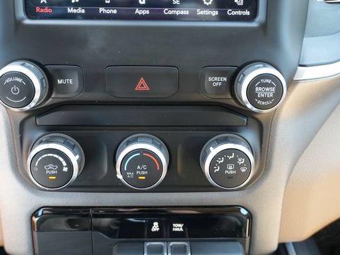 Used 2020 RAM 1500 Big Horn RWD image 34