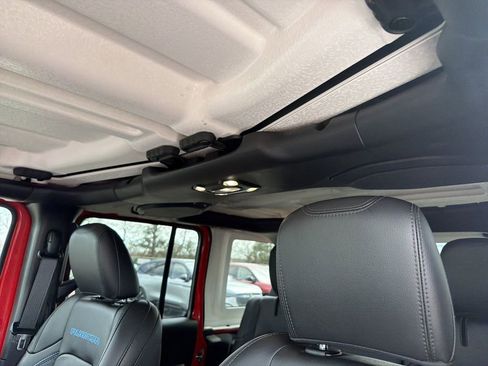 Used 2022 Jeep Wrangler Unlimited Rubicon 4xe w/ Cold Weather Group image 30