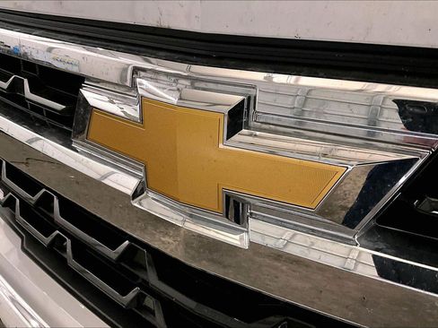 Used 2024 Chevrolet Silverado 1500 LT image 29