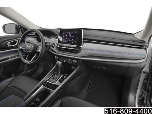 Used 2022 Jeep Compass Limited AWD/4WD image 19