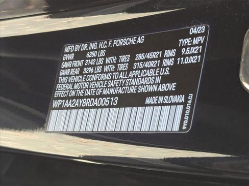 Used 2024 Porsche Cayenne image 22