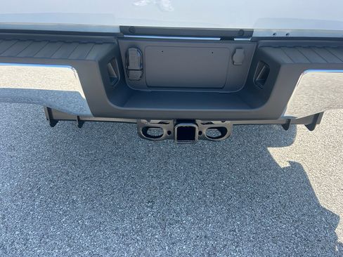 New 2025 Ford F350 XL w/ XL Chrome Package image 7