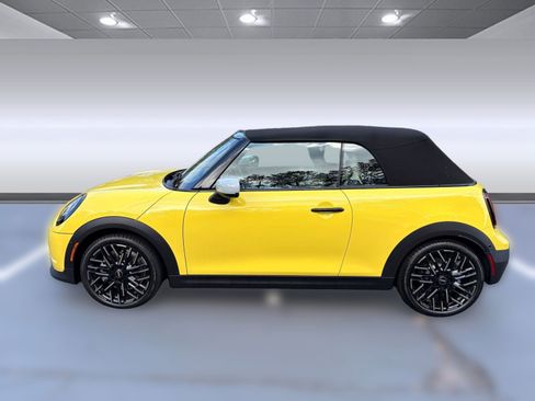 New 2026 MINI Cooper S image 2