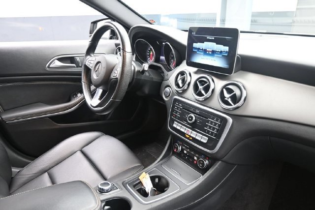 Certified 2020 Mercedes-Benz GLA 250 image 27