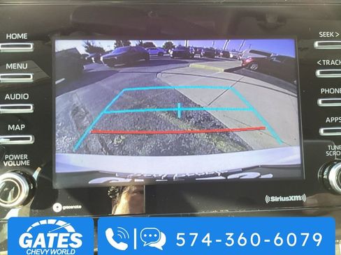 Used 2024 Toyota Camry SE image 14