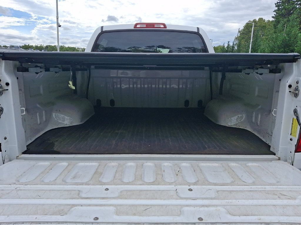 Used 2017 Toyota Tundra Limited AWD/4WD image 29