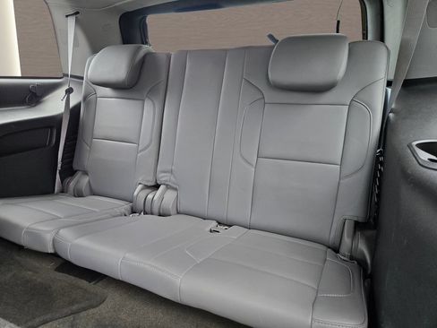 Used 2015 Chevrolet Tahoe LT RWD image 15