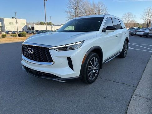 Used 2024 INFINITI QX60 Sensory w/ Vision Package image 3