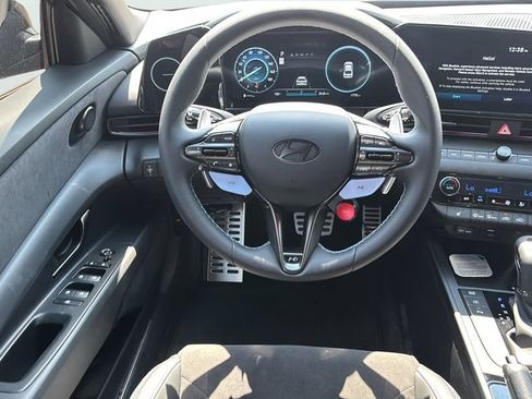 Used 2026 Hyundai Elantra N FWD image 18