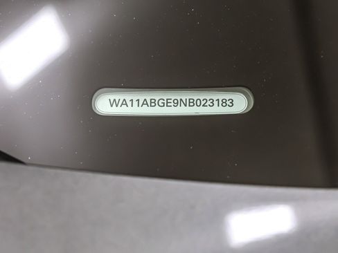 Used 2022 Audi e-tron Premium w/ Convenience Plus Package image 26