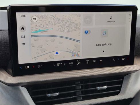 New 2025 Ford Explorer Active w/ Active Comfort Package image 21