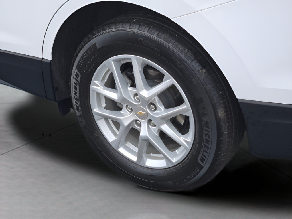 Certified 2024 Chevrolet Equinox LT FWD image 17