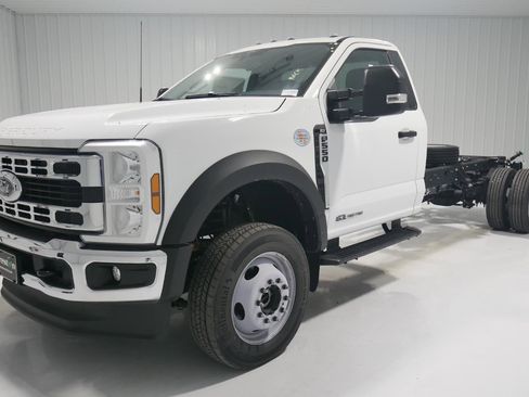 New 2024 Ford F550 4x4 Regular Cab Super Duty w/ XLT Value Package image 1