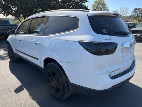 Used 2017 Chevrolet Traverse LS image 5