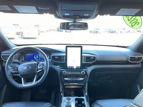 Used 2023 Ford Explorer ST w/ Equipment Group 401A AWD/4WD image 14