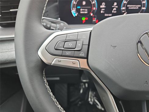 New 2026 Volkswagen Tiguan S image 15