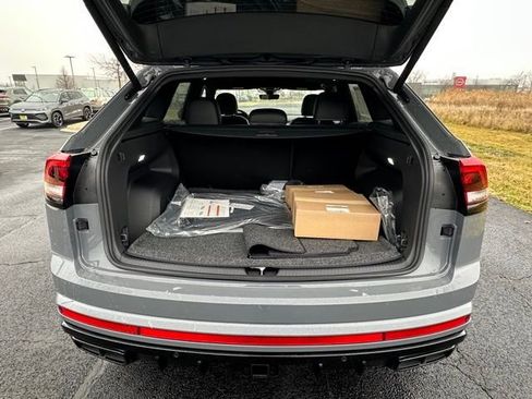 New 2026 Volkswagen Atlas Cross Sport SEL R-Line AWD/4WD image 17