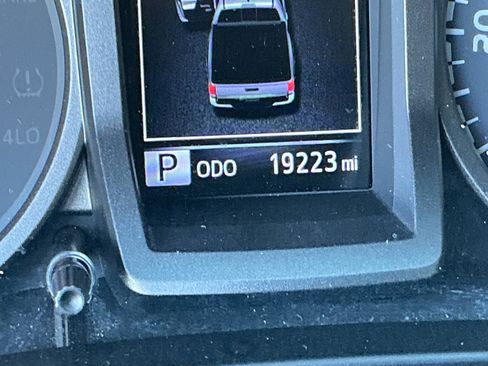 Certified 2023 Toyota Tacoma TRD Off-Road w/ Black Out Package (TMS) image 10