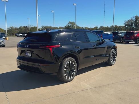 New 2026 Chevrolet Blazer EV RS image 8