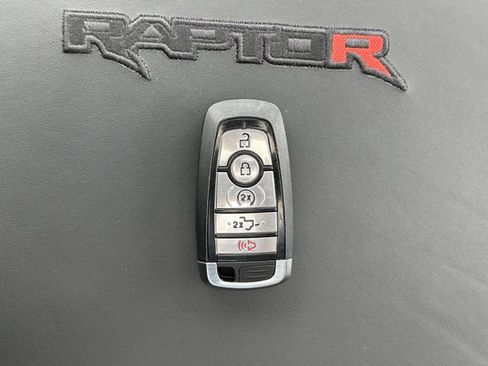 Used 2025 Ford F150 Raptor w/ Equipment Group 803A Raptor R AWD/4WD image 29
