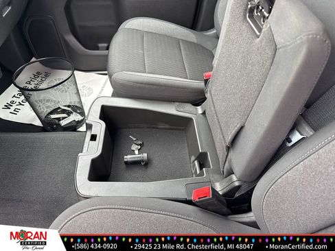 Used 2021 Chevrolet Silverado 1500 LT image 23