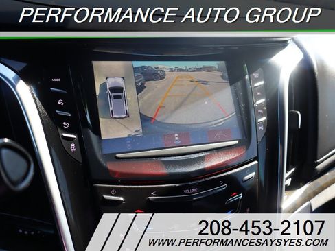 Used 2017 Cadillac Escalade Platinum image 26