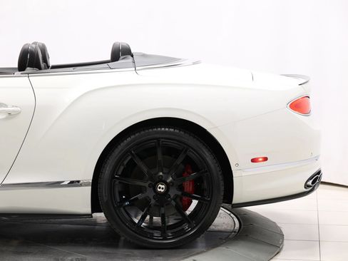 Used 2020 Bentley Continental GT V8 AWD/4WD image 11