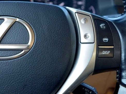 Used 2015 Lexus ES 350 w/ Luxury Package image 30