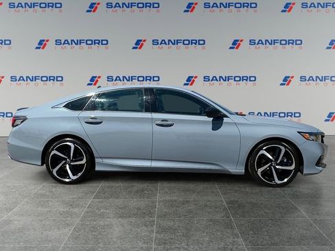 Used 2021 Honda Accord Sport image 6